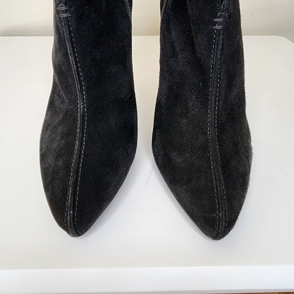 Stuart Weitzman Black Suede Stiletto Size Zip Ankle Booties Size 9.5 - Picture 8 of 15